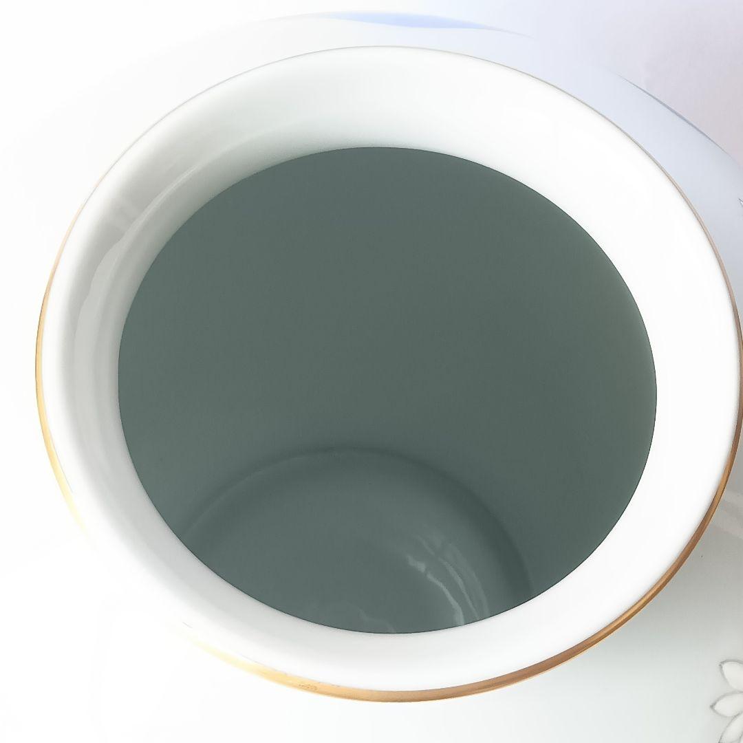 深川製磁　有田焼　花瓶　花器　木蓮　　飾り壺 　宮内庁御用達