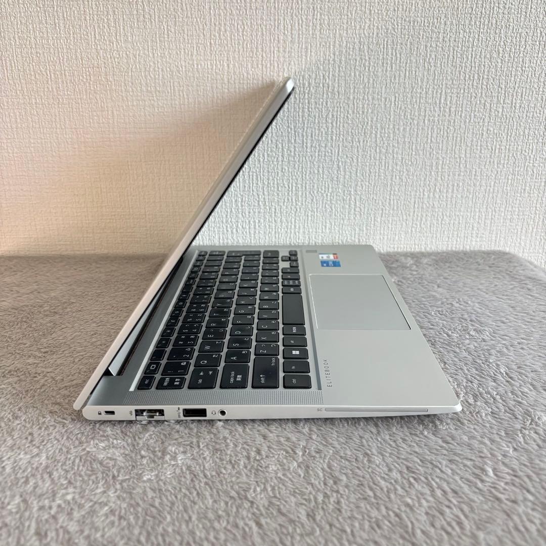 美品HP EliteBook 12世代 i5 高級軽型ノートPC 32GB 1T