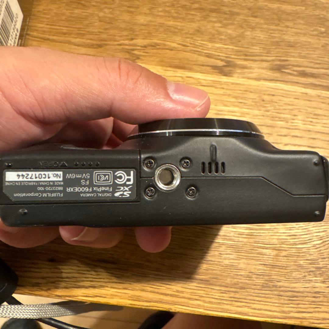 デジタルカメラ FUJIFILM finepix F600EXR