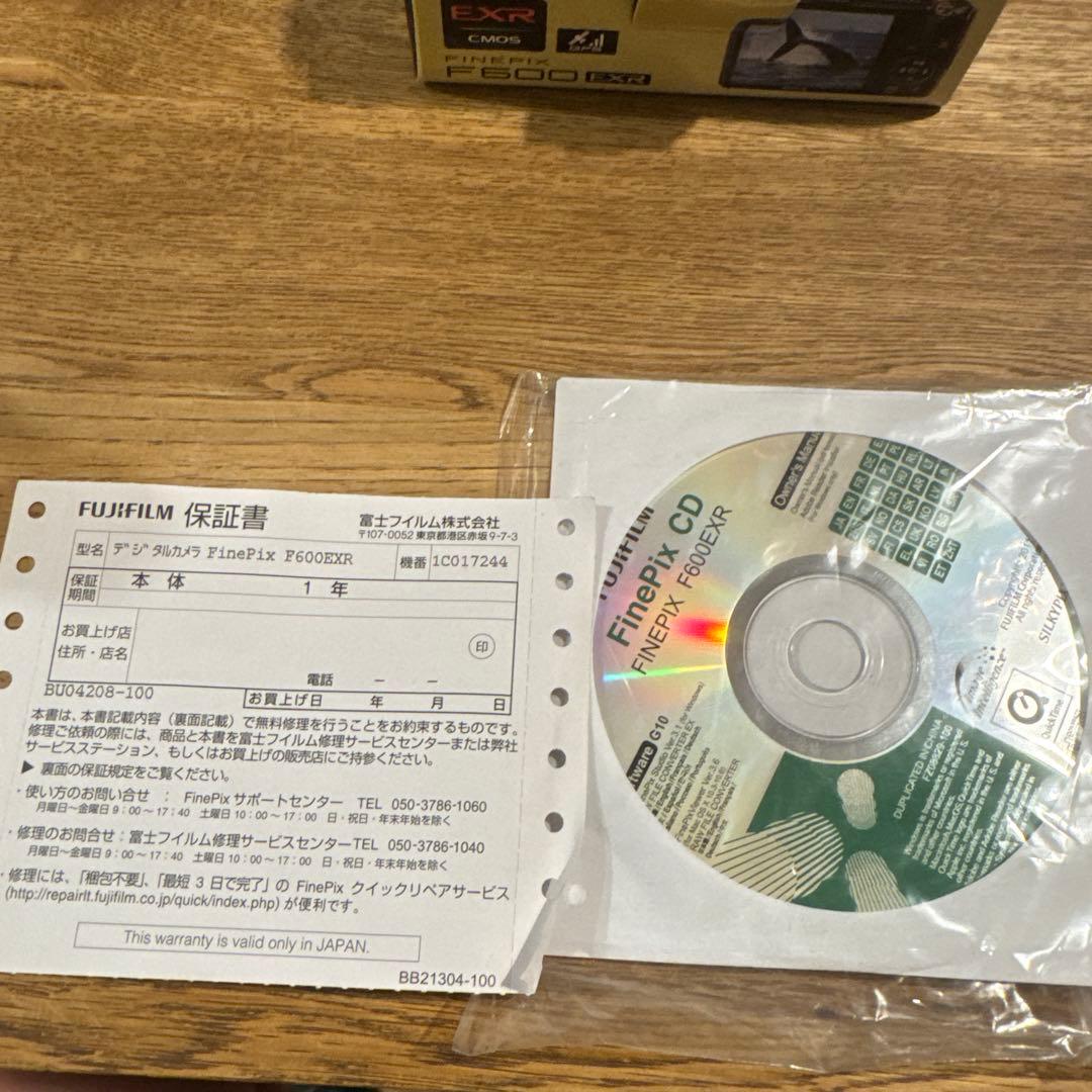デジタルカメラ FUJIFILM finepix F600EXR