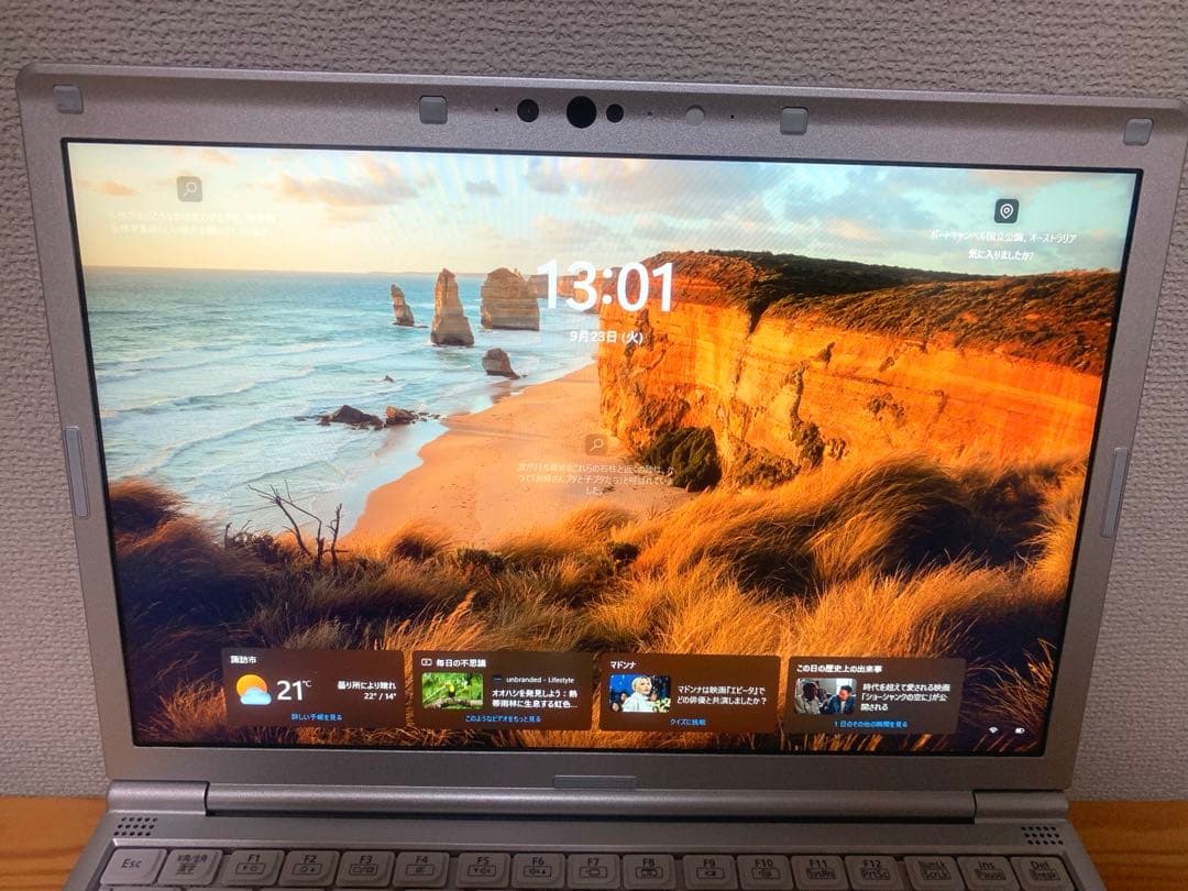 【美品】SV8 SSD256GB 8GBレッツノート第8世代パソコンPC