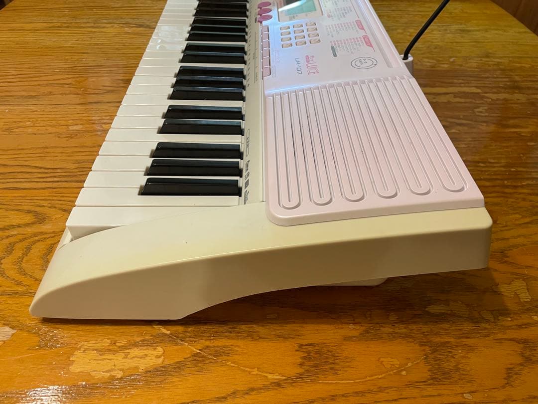 CASIO LK107 光ナビゲーション61鍵キーボード