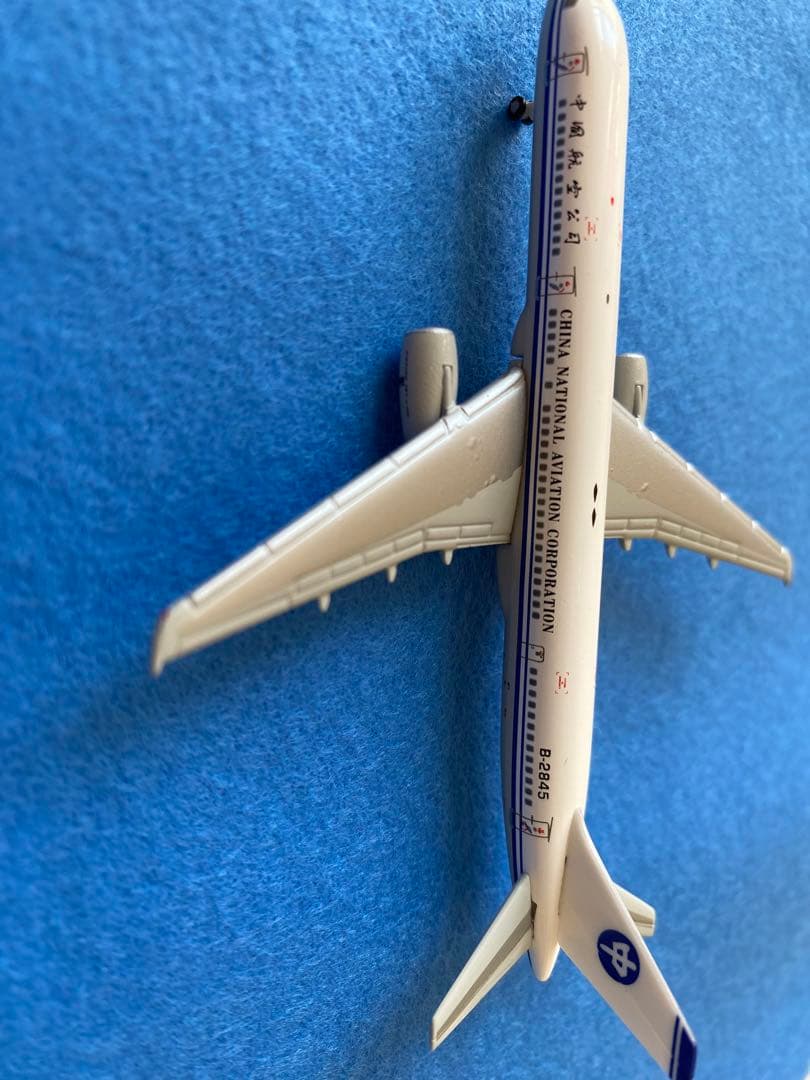 中モデル 999個限定　中國航空公司