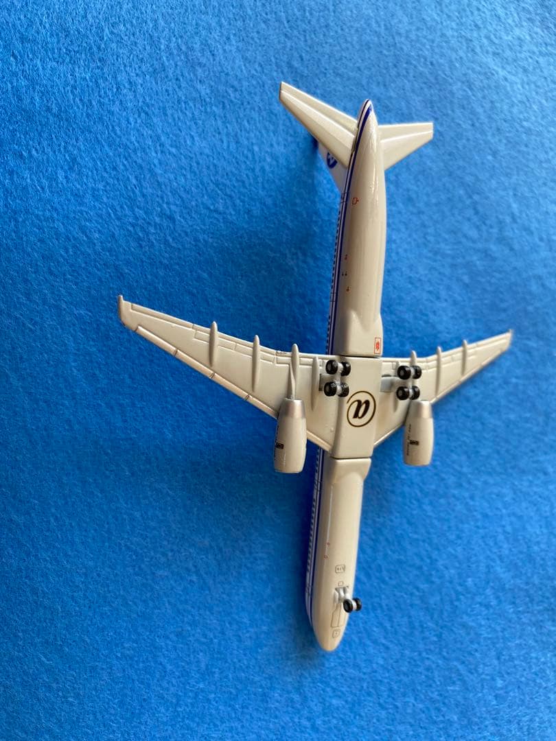 中モデル 999個限定　中國航空公司