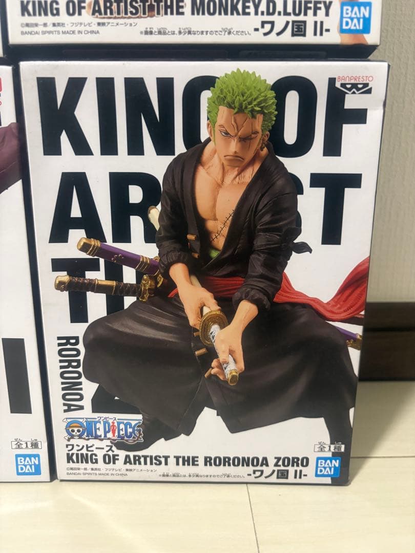 ワンピース　フィギュ　4体セット　ルフィ　サンジ　ゾロ