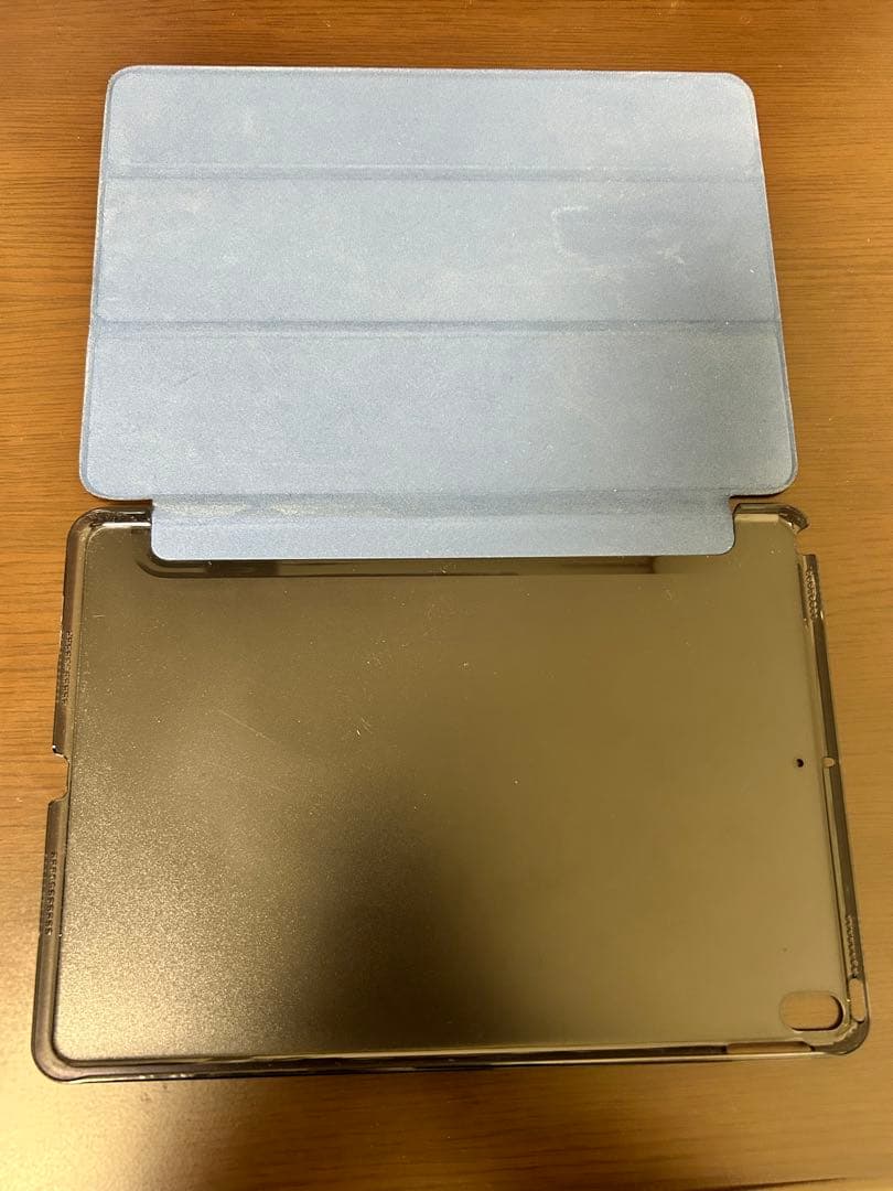 Apple iPad Air3 2種類のケース付き