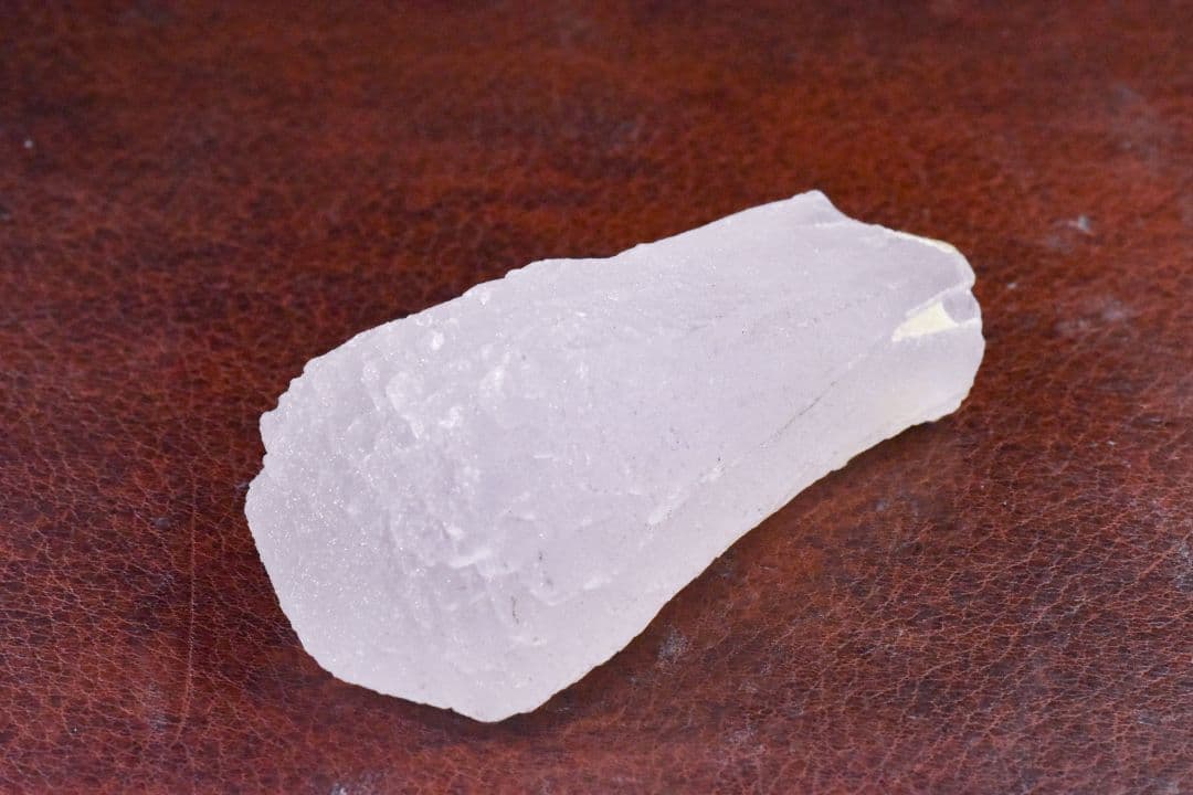 内モンゴル産マンガンカルサイト原石