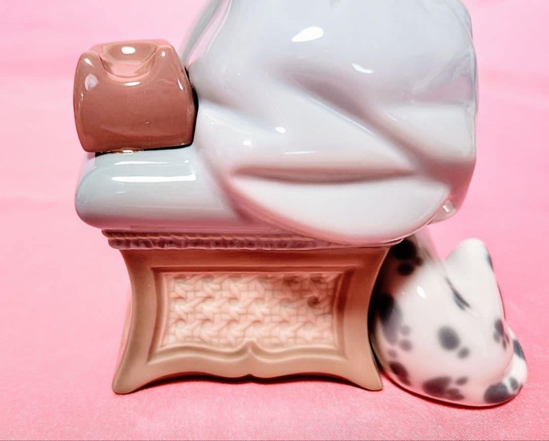 リヤドロ【美品】フィギュリン《大事な電話》No.5466〚希少・廃盤〛