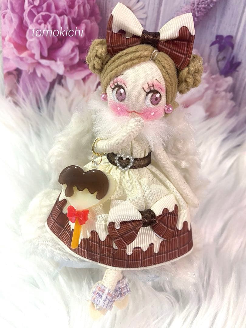 タナトスさん専用❤️ホワイトチョコ❤️ドールチャーム❤️ハンドメイド