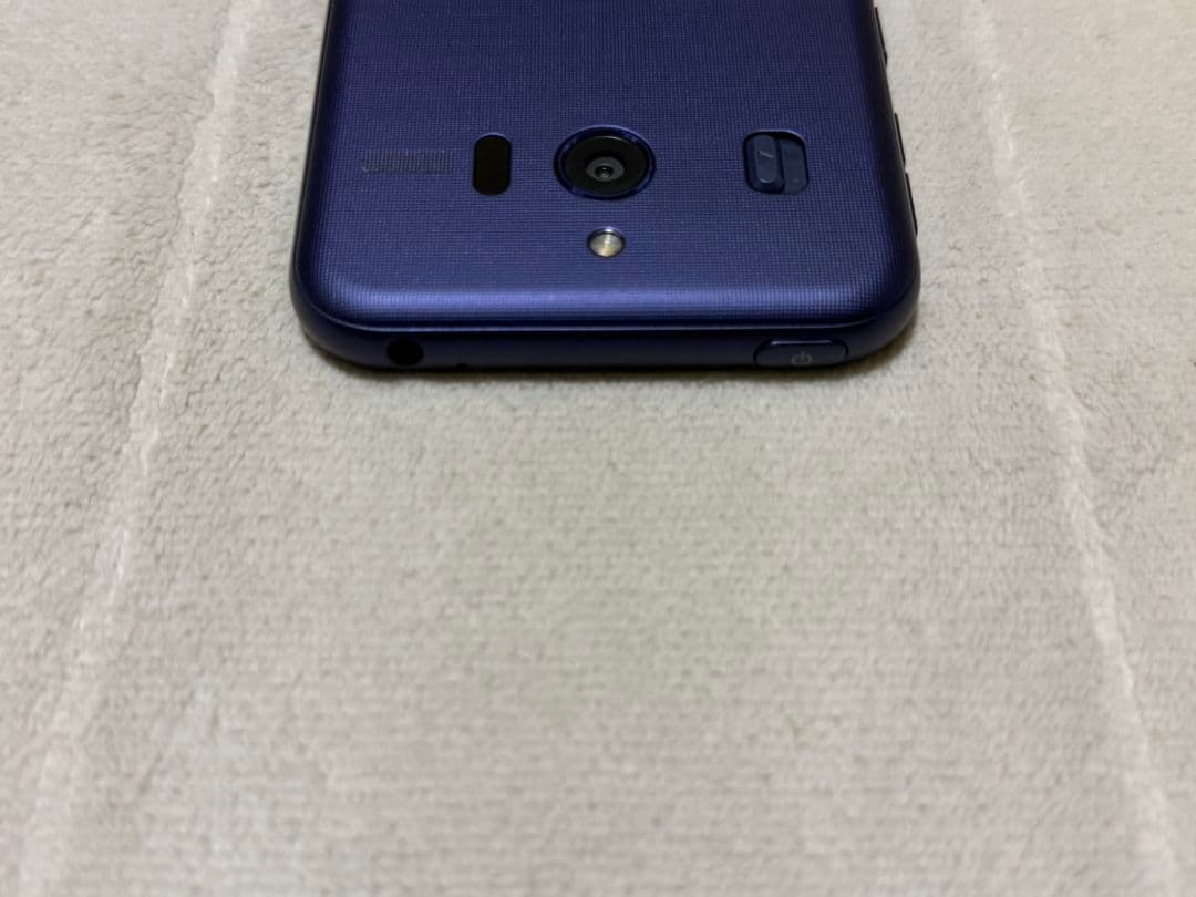 シンプルスマホ4 32GB 704sh Softbank版