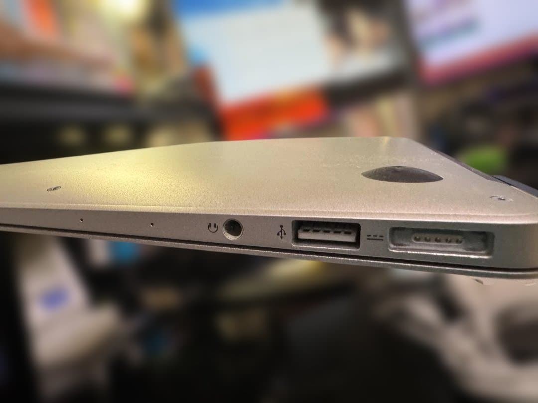 【値下げ】MacBook Air 本体