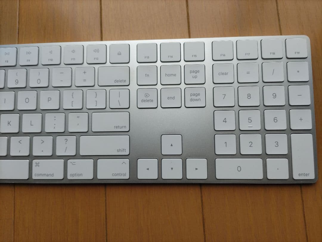 Apple純正Magic keyboard 英語配列　 マウス、充電コード付き