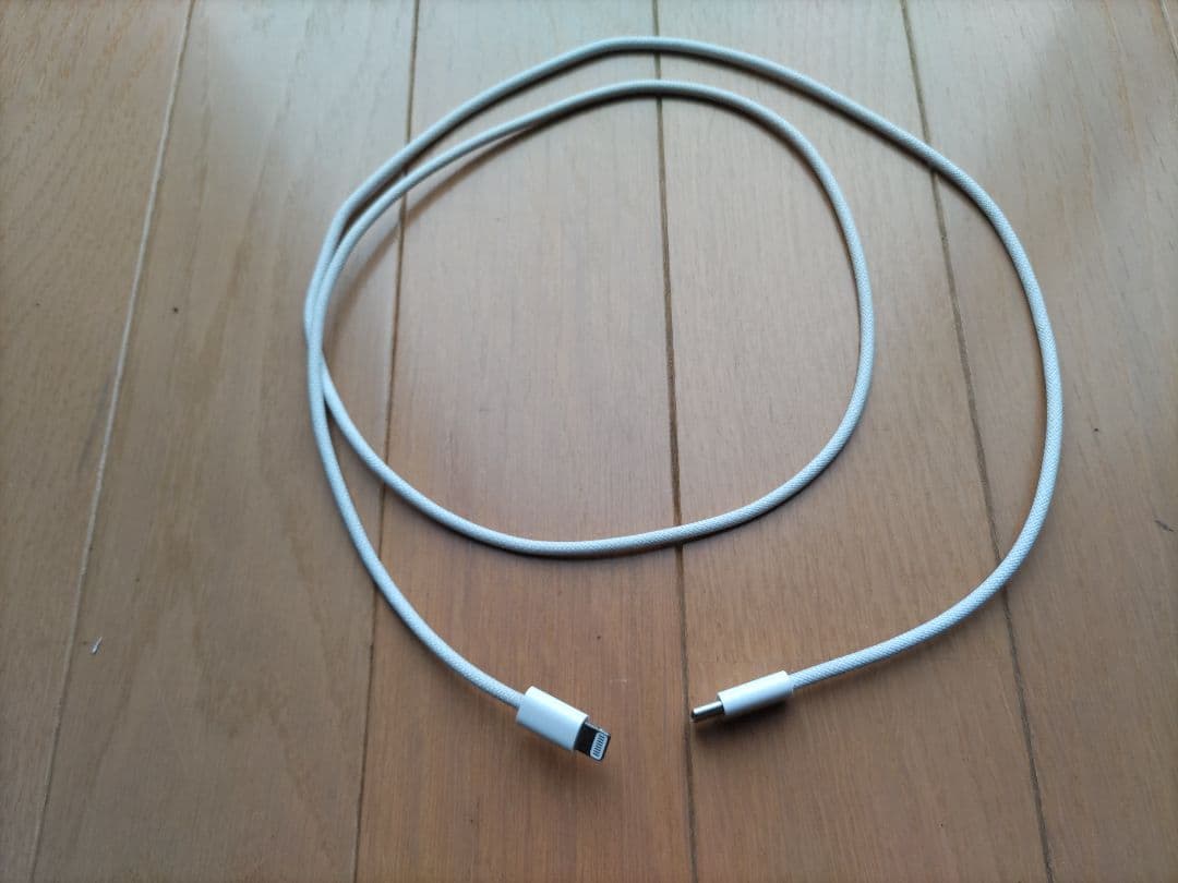 Apple純正Magic keyboard 英語配列　 マウス、充電コード付き