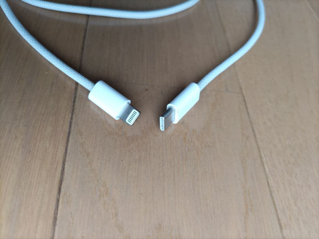 Apple純正Magic keyboard 英語配列　 マウス、充電コード付き