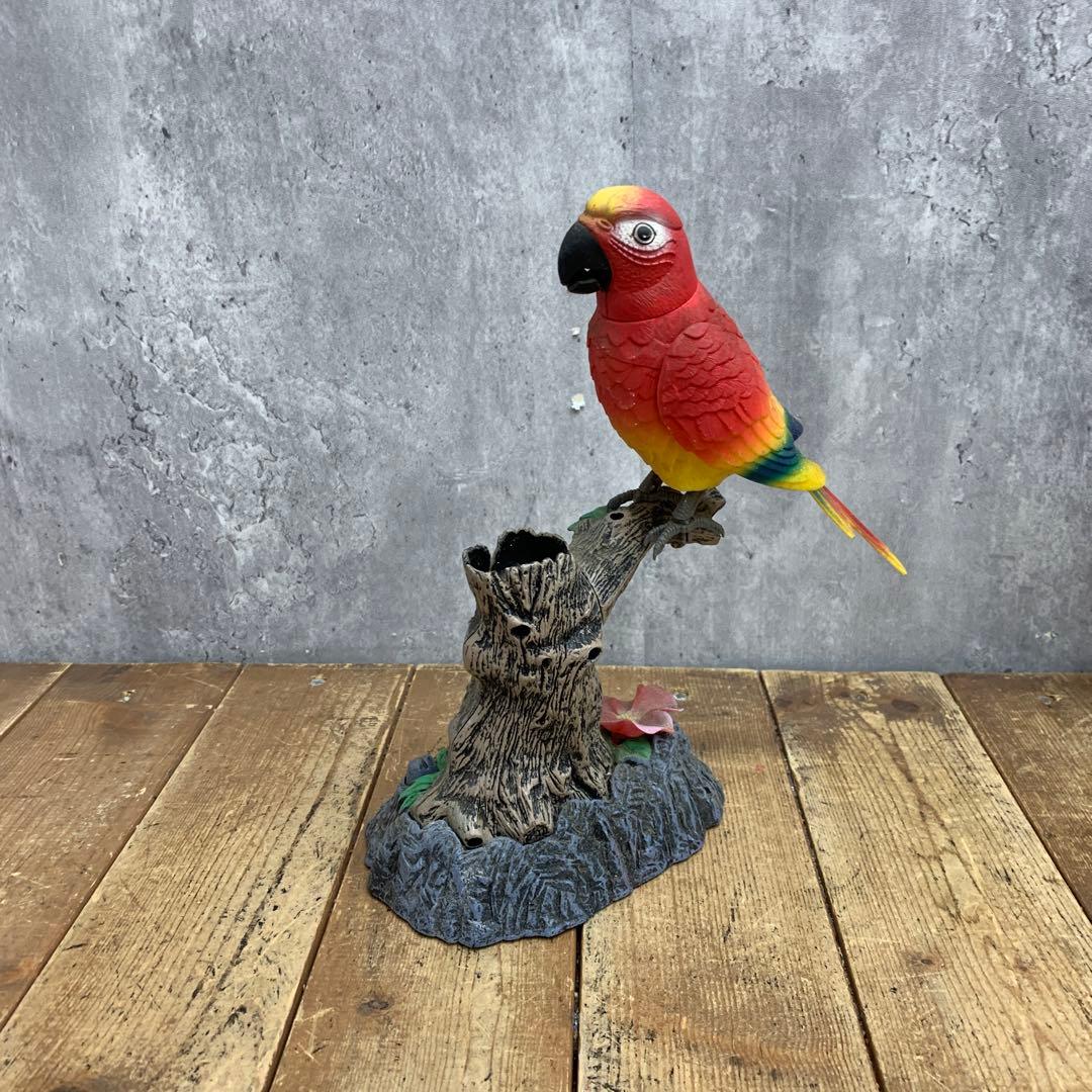 E-4 【アンティーク調】カラフルインコ 止まり木 置物（ペン立て・小物入れ）