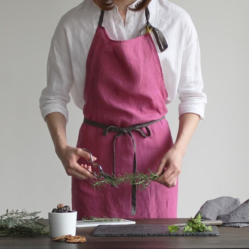 LINO E LINA リーノ エ リーナ フルエプロン マノン マゼンタ