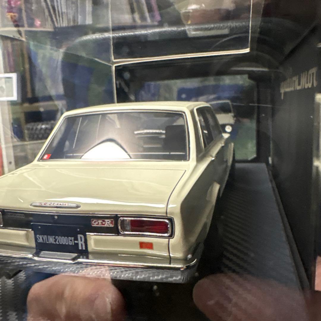 1/18イグニションモデル　スカイラインIG3513 GT-R (PGC10)