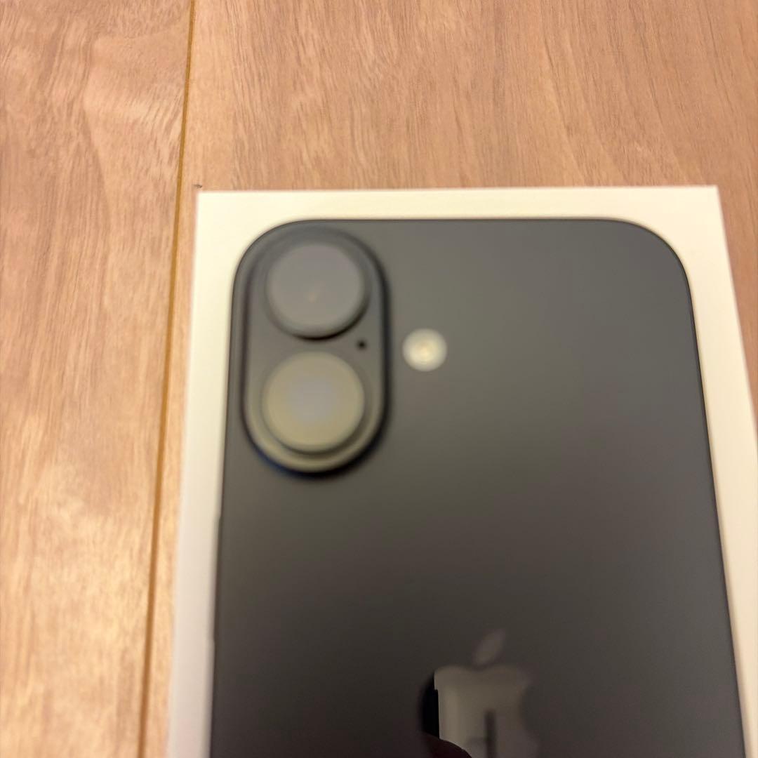 Apple iPhone 16 128GB ブラック 本体 箱付き