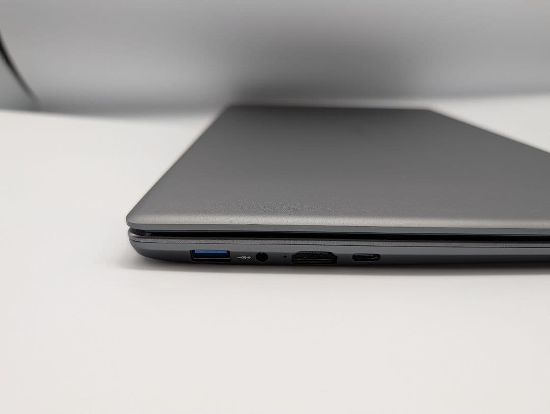 ケン CHUWI CoreBook i3 ノートPC