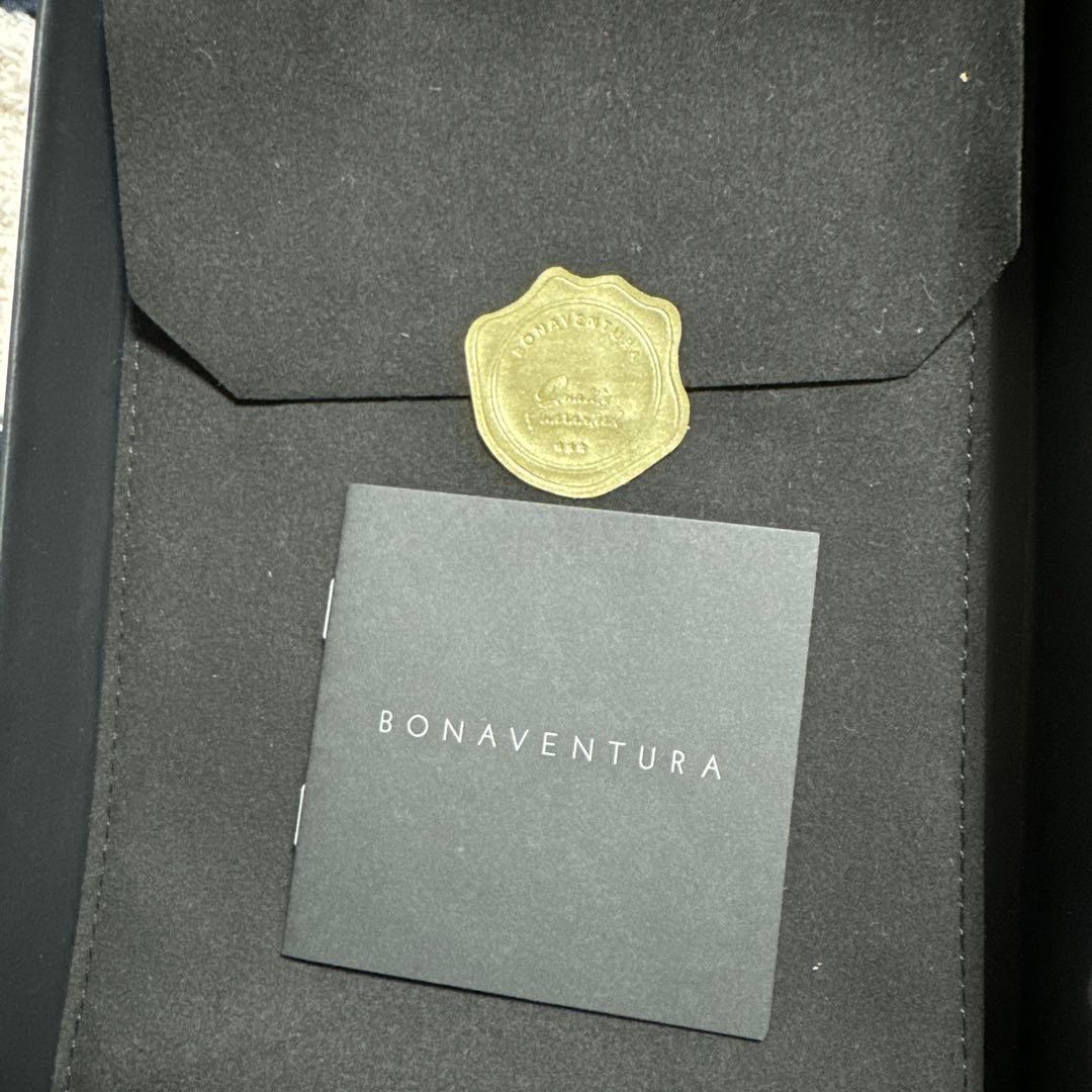 BOMAVENTURA 手帳型ケース ホワイト