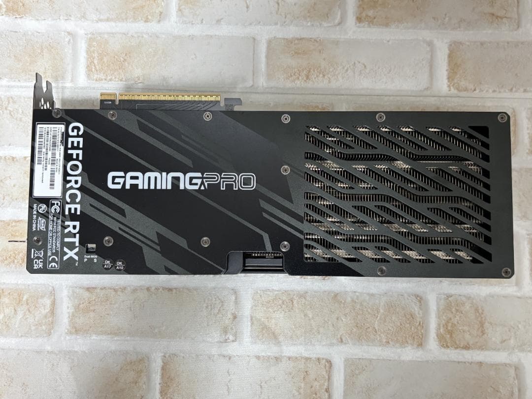 グラフィックボード・グラボ・ビデオカード Palit GeForce RTX 5070 Ti GamingPro