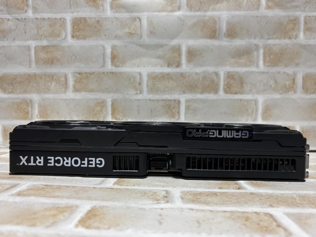 グラフィックボード・グラボ・ビデオカード Palit GeForce RTX 5070 Ti GamingPro