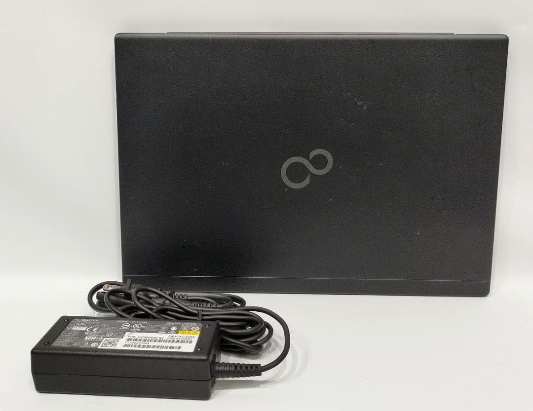 LTE搭載 富士通 U939/B i5 8350U SSD256G Win11