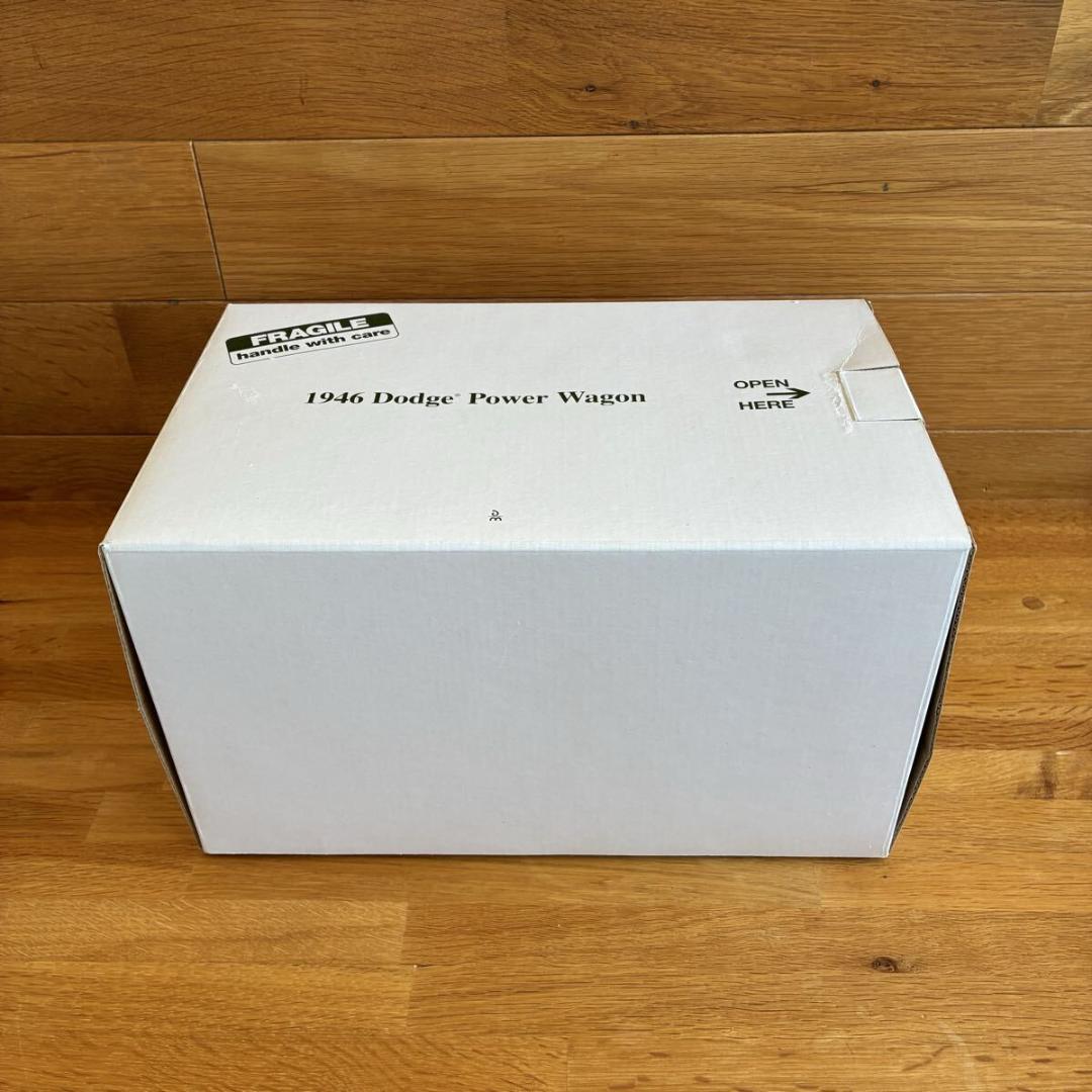 【新品】ダンバリーミント 1946 Dodge Power Wagon 1/24