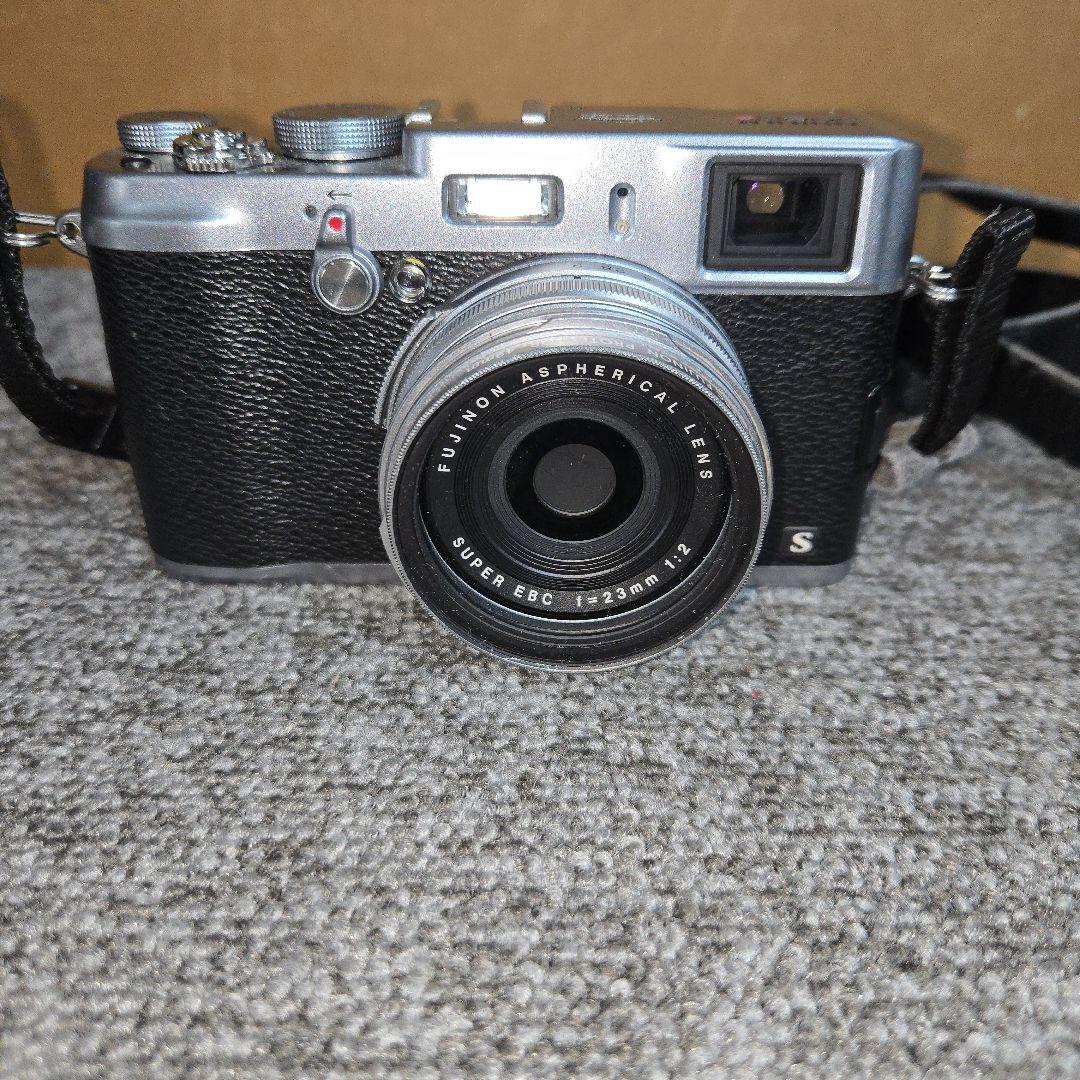 T159★ FUJIFILM　デジカメ　X100S