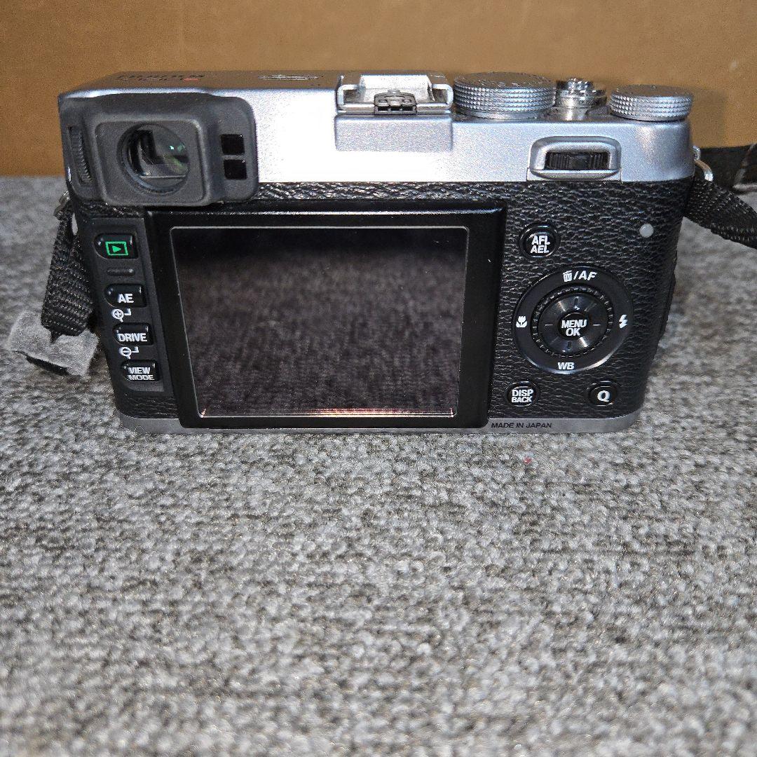 T159★ FUJIFILM　デジカメ　X100S