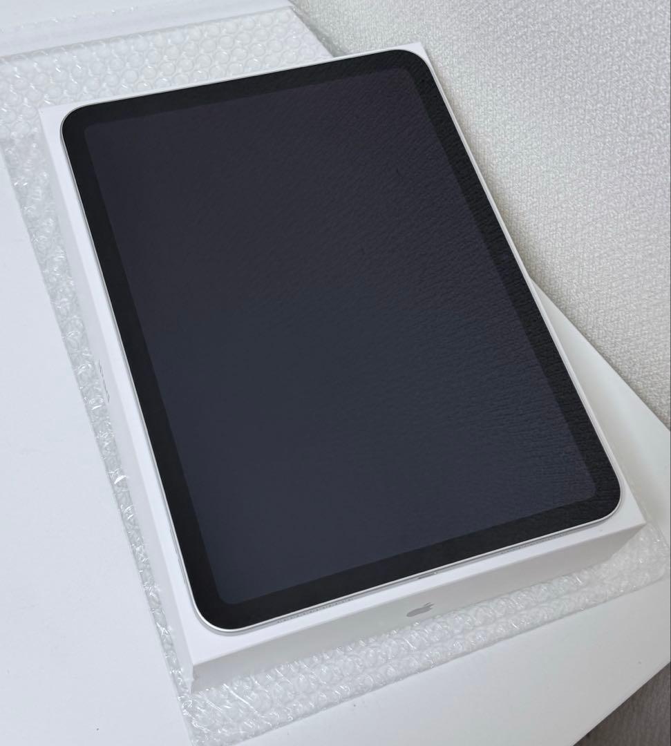 iPad A16 第11世代　256GB Wi-Fi モデル　極美品