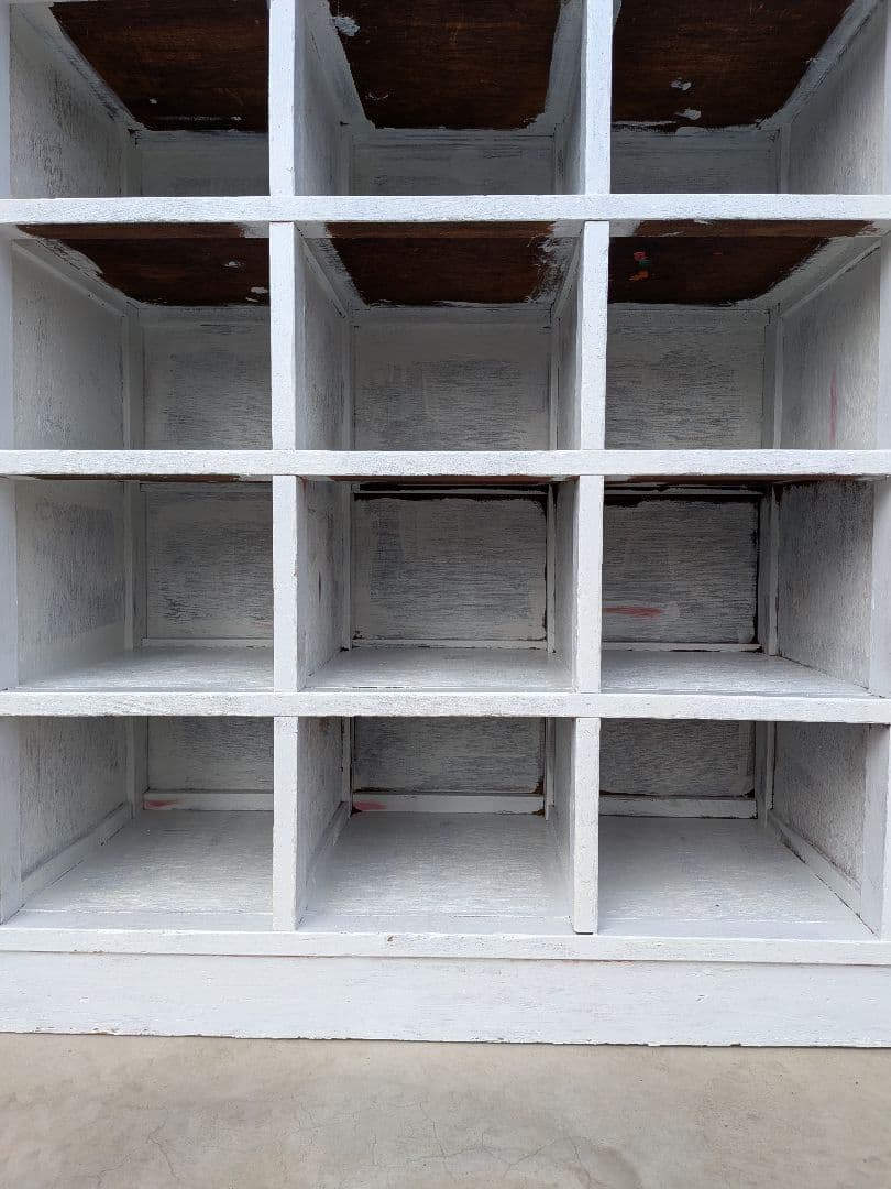 【らッ♪】アンティーク調 多マス収納棚 木製 店舗什器 シューズラック