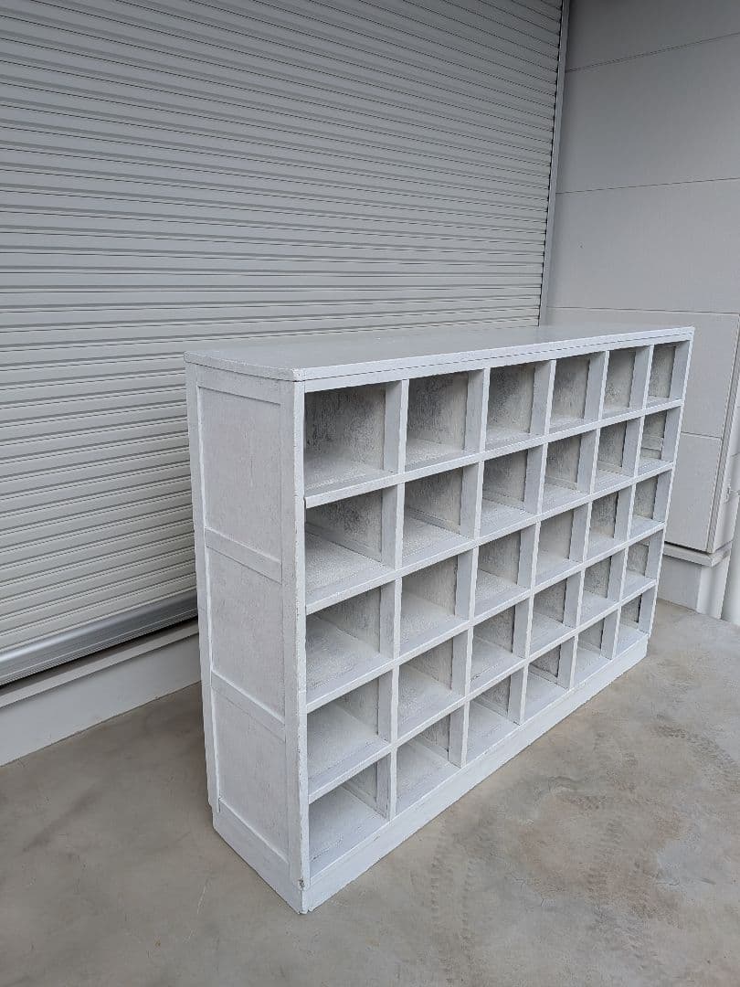 【らッ♪】アンティーク調 多マス収納棚 木製 店舗什器 シューズラック