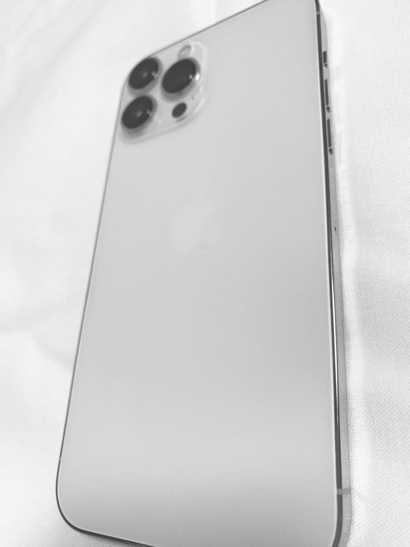 超美品Apple iPhone13 ProMAX 1TB シルバーSIᎷフリー