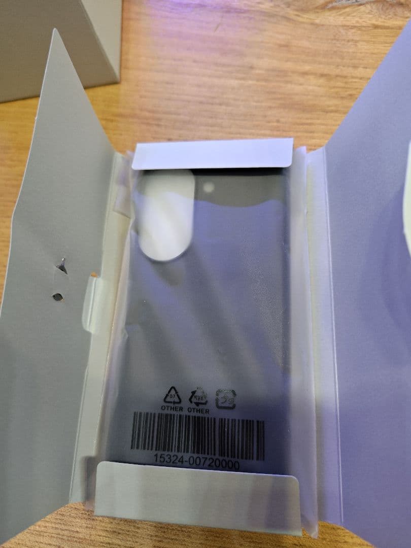 ASUS Zenfone 10 本体 純正ケース付き 美品箱入り