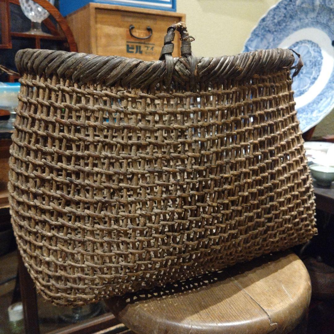 古民具 古道具 山のつる こだし編み 飴色 あけびかご 籠