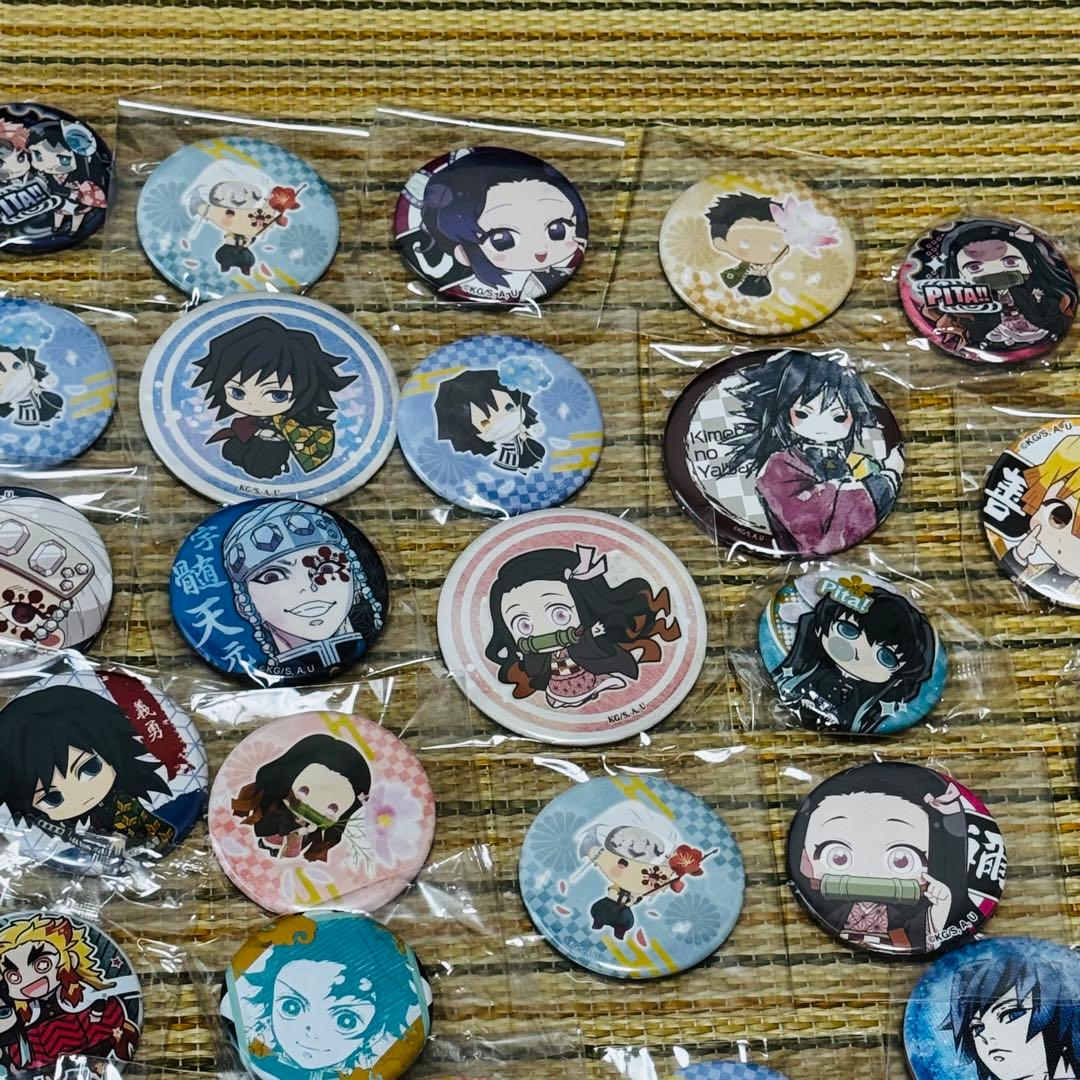 まとめ 鬼滅の刃 缶バッジ アクリルスタンド 等 グッズ セット b