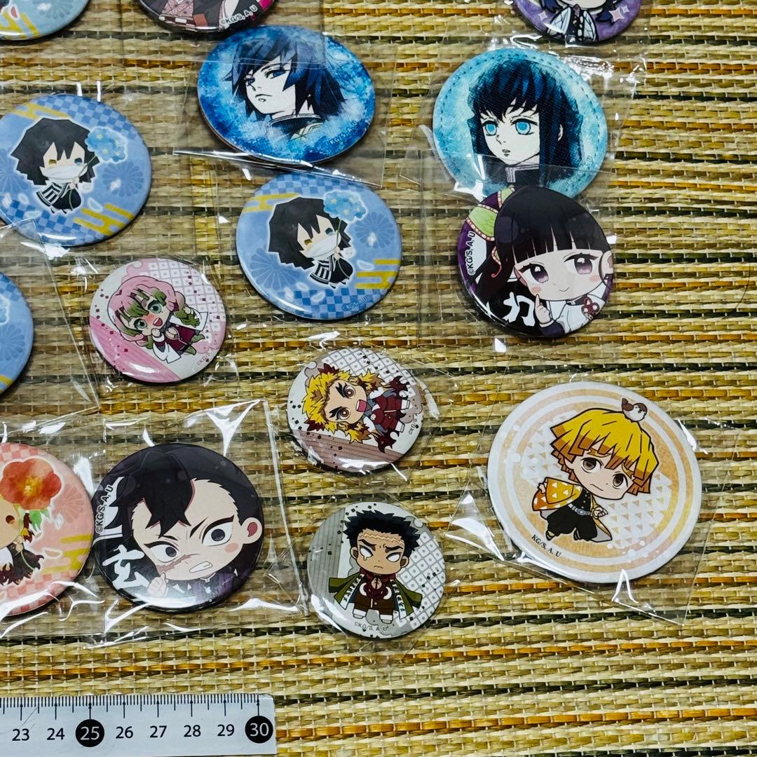 まとめ 鬼滅の刃 缶バッジ アクリルスタンド 等 グッズ セット b