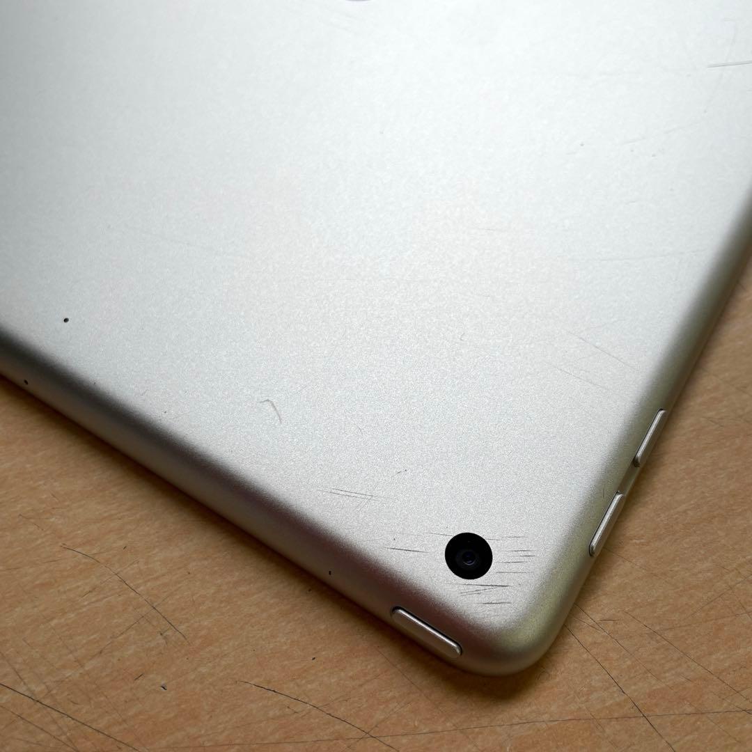 iPad 第6世代　A1893　Wi-Fiモデル　シルバー　32GB 美品　#2