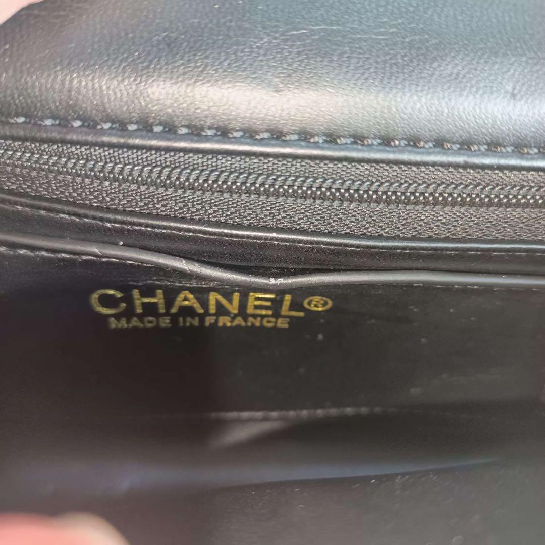 CHANELMAKEUPノベルティ ハンドルゴールド キルティングバッグ非売品