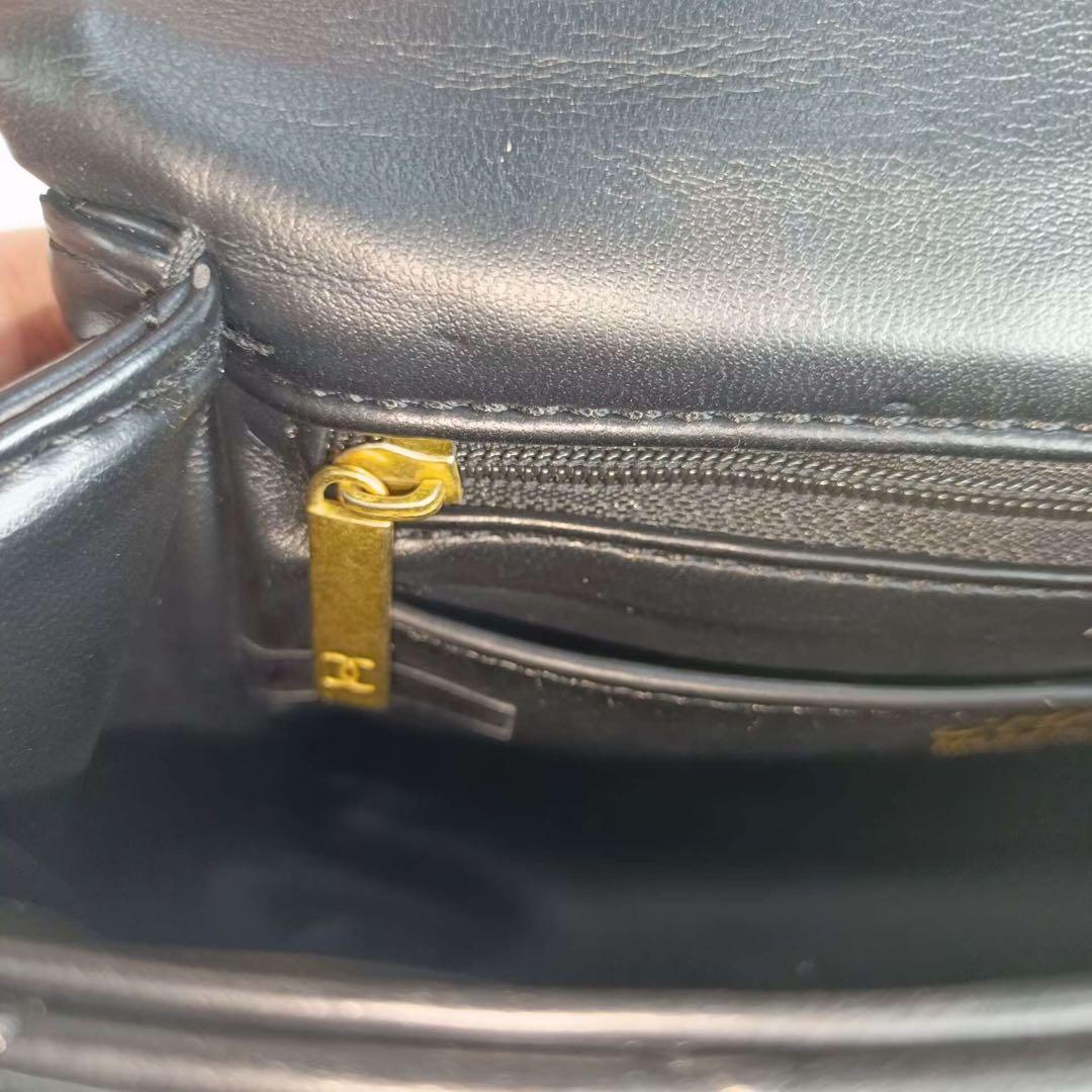 CHANELMAKEUPノベルティ ハンドルゴールド キルティングバッグ非売品