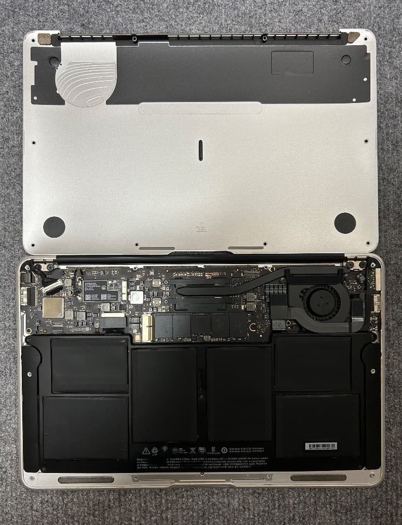 MacBook Air 2015 i5 11インチ バッテリー新品 完動品