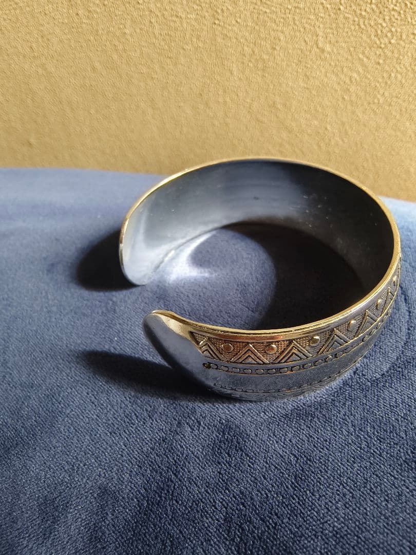 ナバホ族　バングル　シルバー