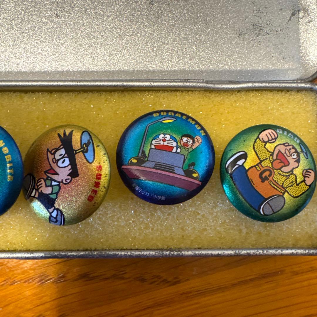 激レアドラえもん缶バッジ