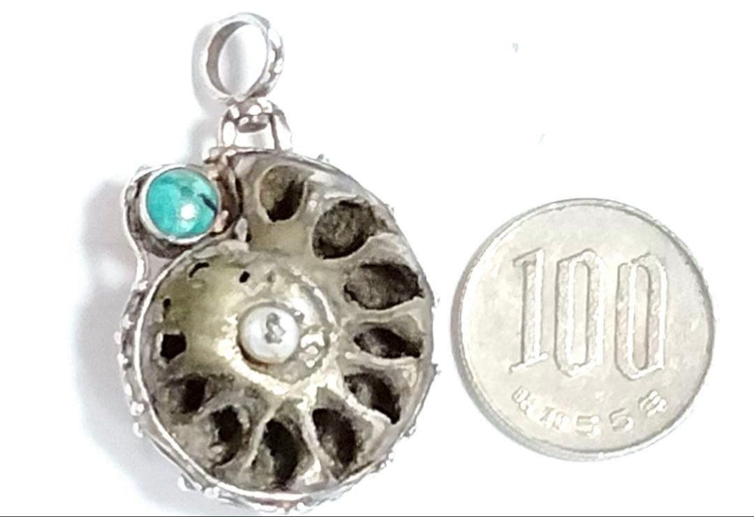 アンモナイト化石　パール　ターコイズ　ハンドメイド　シルバー　ペンダントトップ