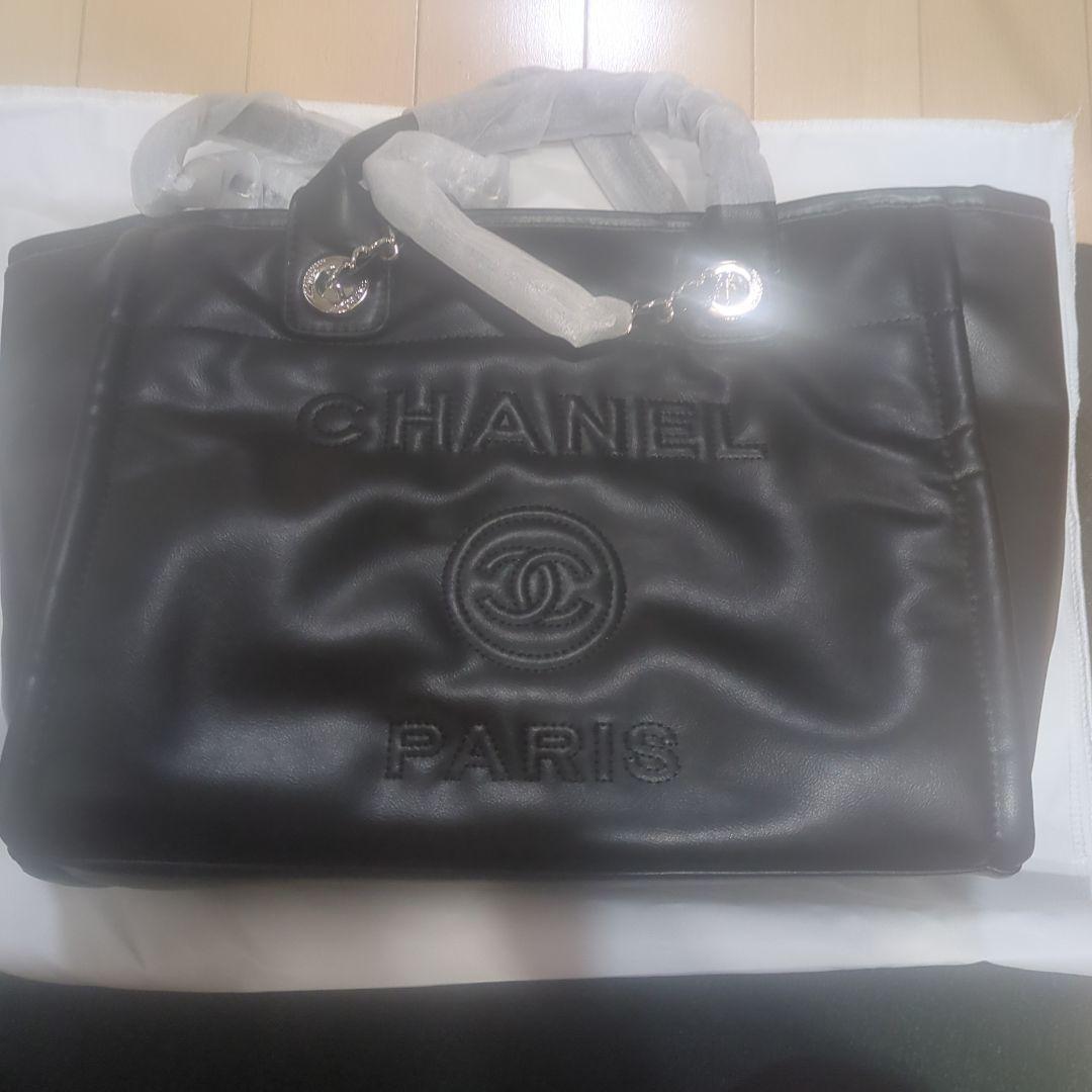 CHANEL ブラックショルダーバッグ マルチポーチ付値下げ不可