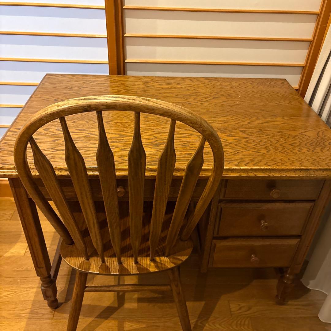 専用　木製クラシックデスク 4引き出し付き　椅子付き