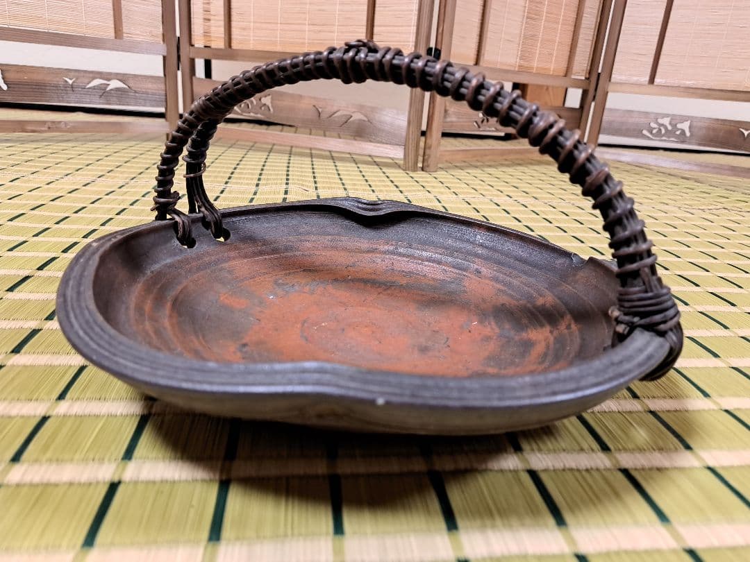 存在感抜群の備前焼大皿　Bizen ware　水盤　手付大鉢