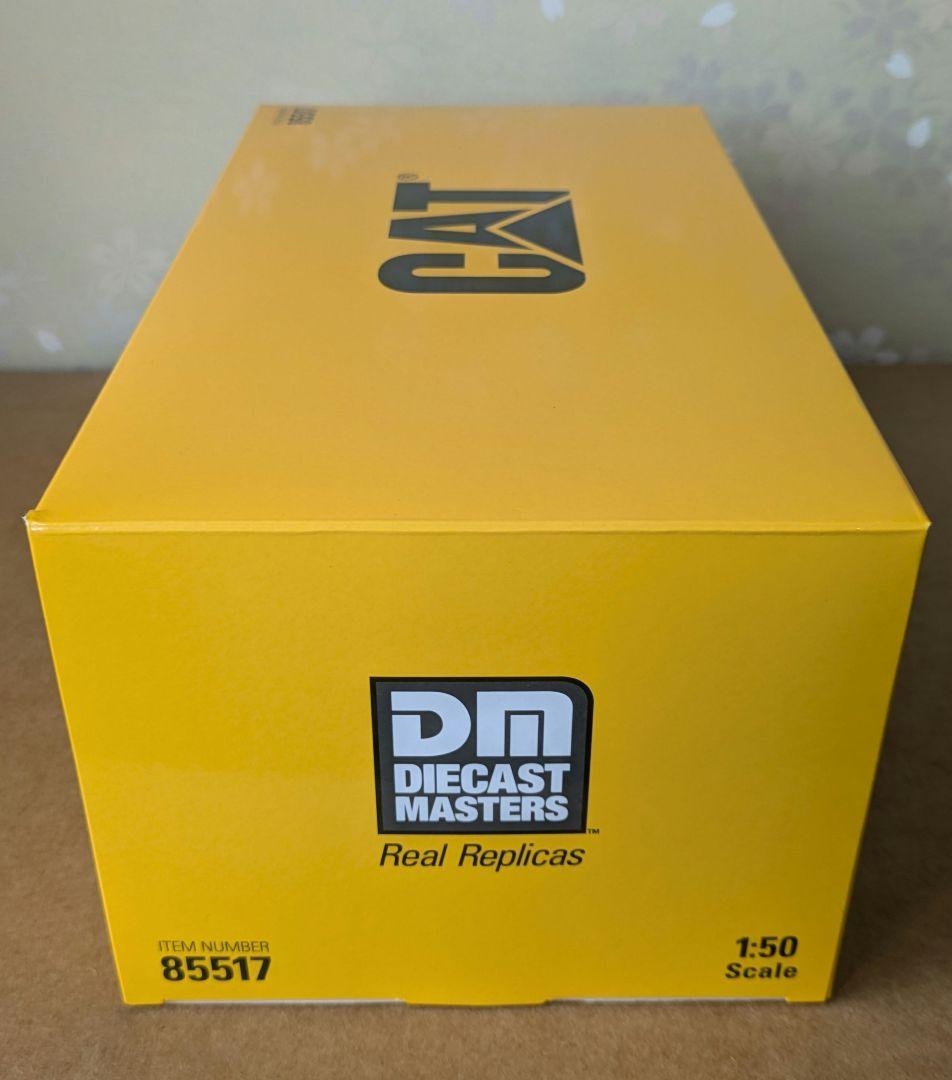 1/50 CAT D11T トラクター カッパーフィニッシュ 　新品未使用