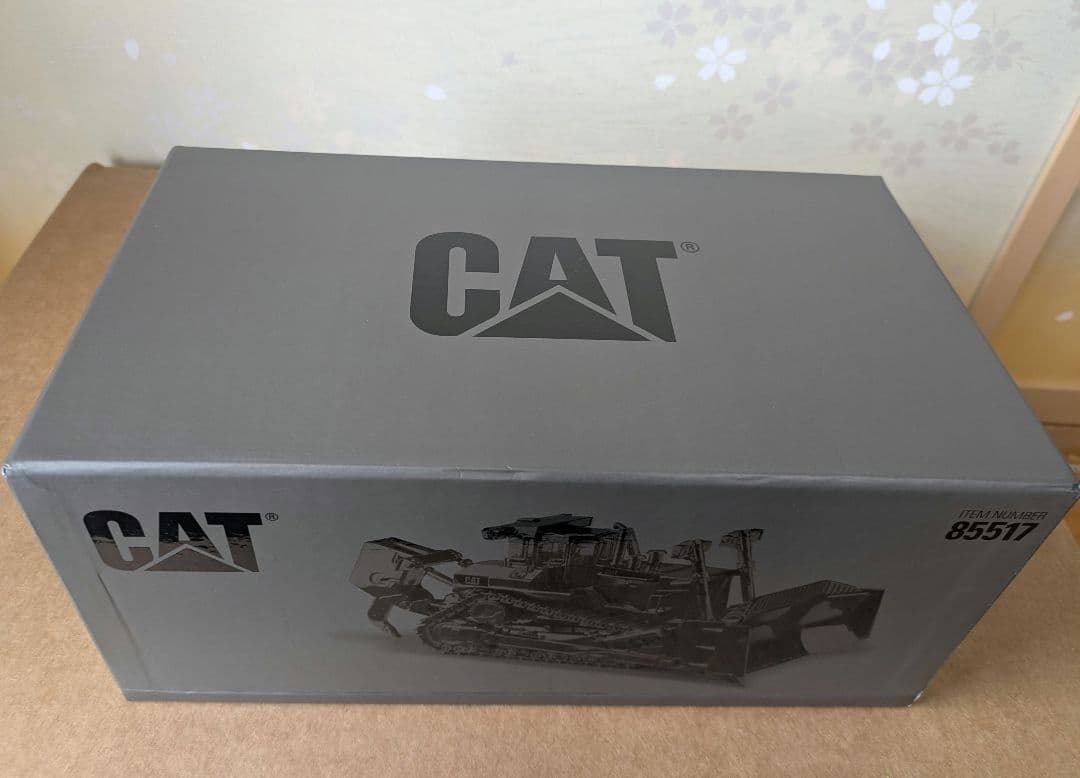 1/50 CAT D11T トラクター カッパーフィニッシュ 　新品未使用